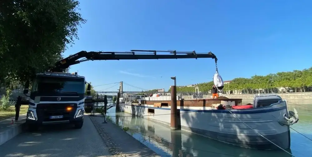 transport  (16)